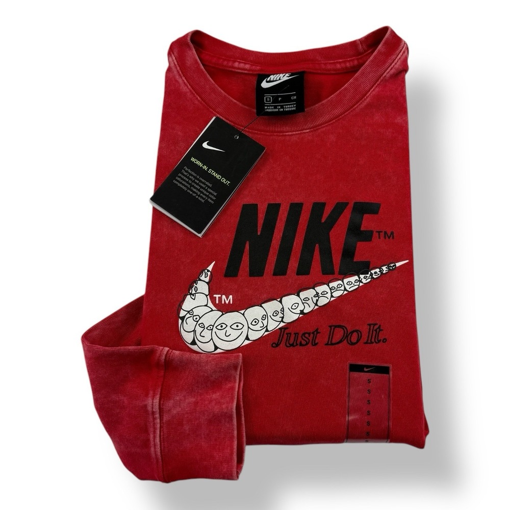 Nike Men's Size Small Red Thick Cotton Long Sleeve T-Shirt Drip Logo Graphic NWT
